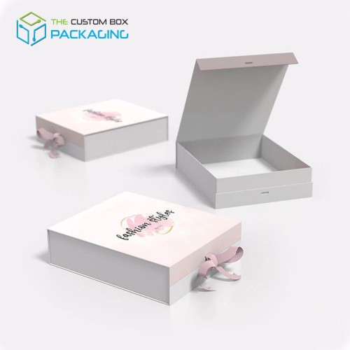 Magnetic Closure Box