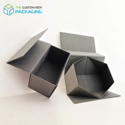 Collapsible Rigid Boxes